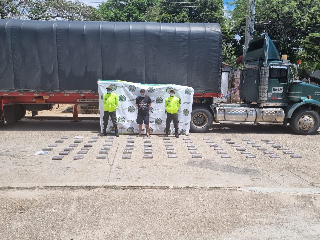 El operativo se realizó en la vía que comunica a Riohacha con el municipio de Maicao