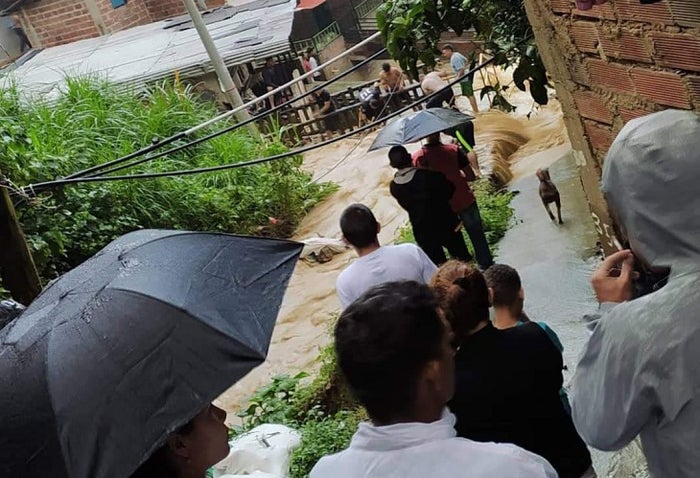 [Videos] 37 emergencias fueron atendidas en Medellín por las lluvias del sábado