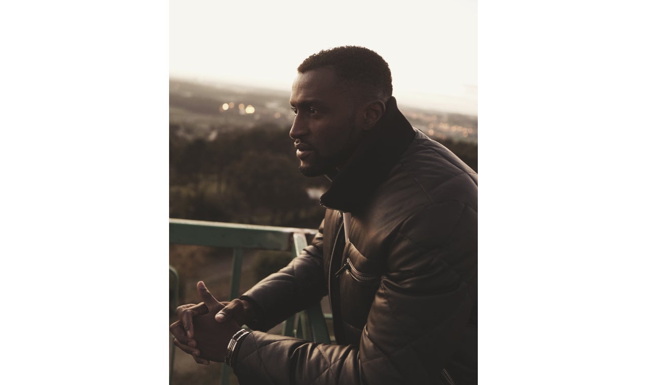 Jackson Martínez ahora es cantante