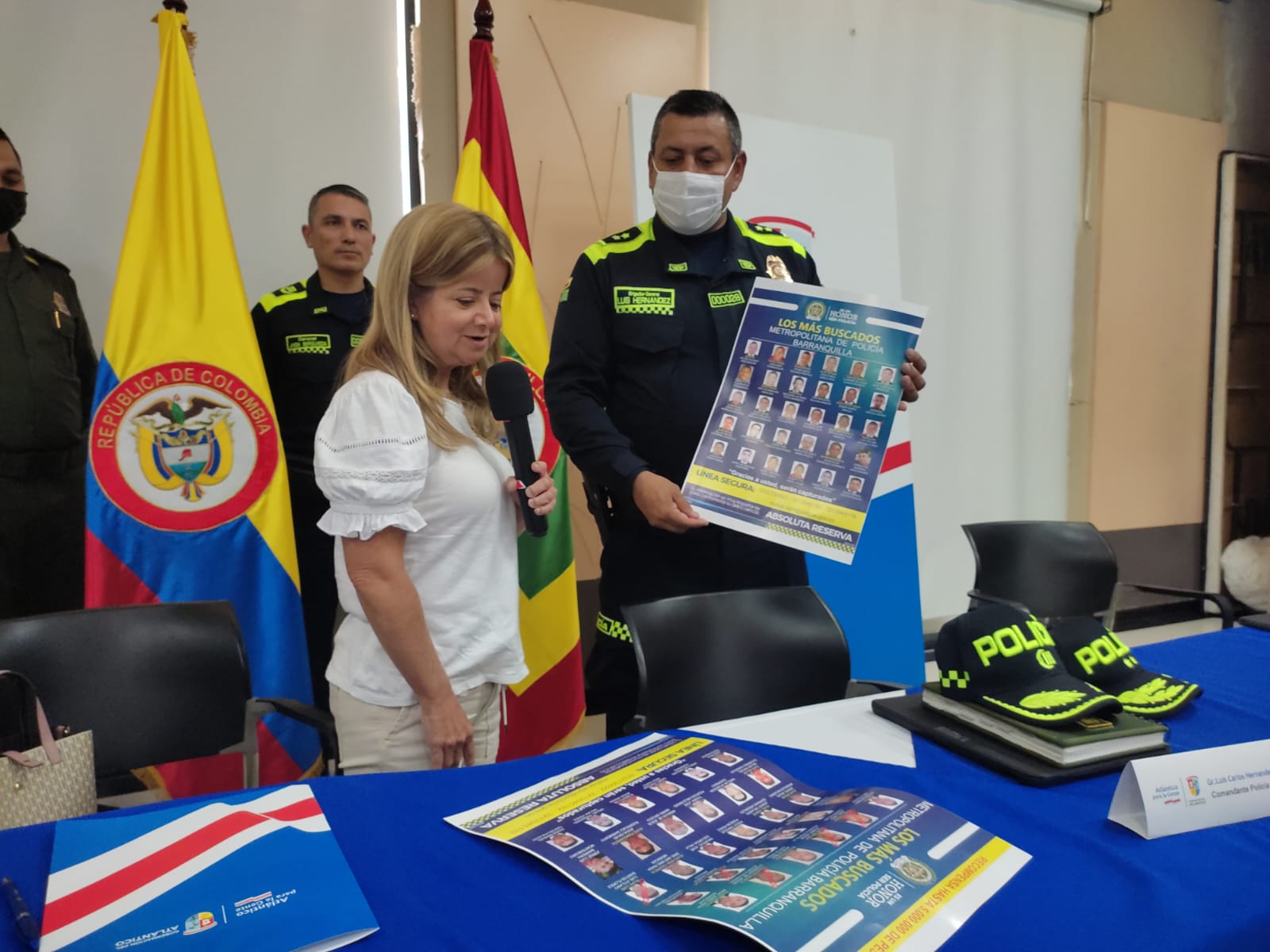 Cartel de los Más Buscados.