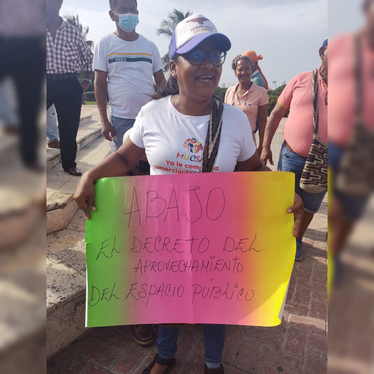 Lucy: la vendedora del Mercado que debe $40 millones en multas por ocupar espacio público