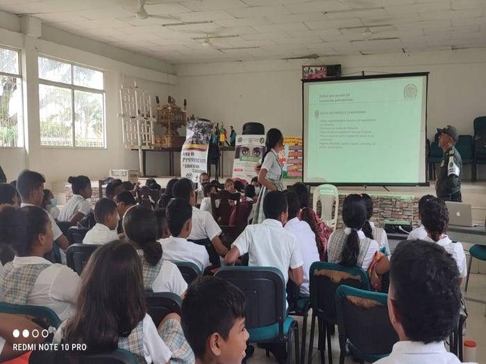 Campaña “Detente, Piensa y Decide" de la Policía de Bolívar