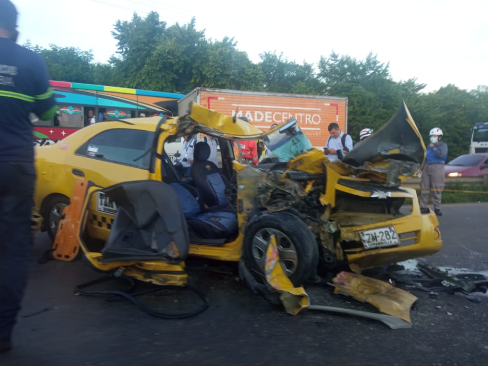 Choque en vía Oriental, en Atlántico.