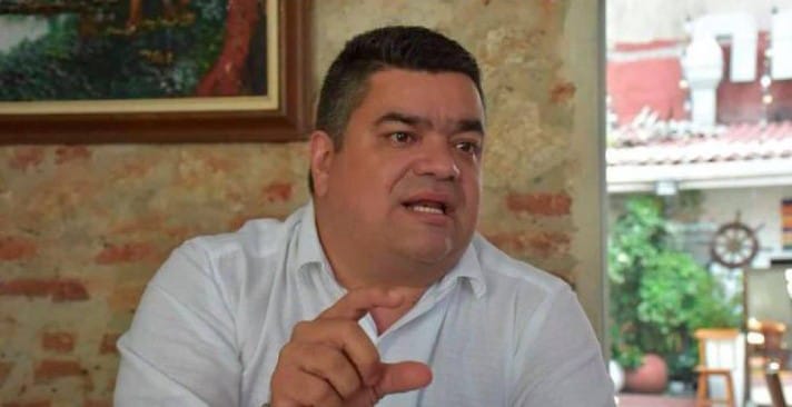 Se mueve "El Cutarro"político, funcionarios renunciaron para no inhabilitarse