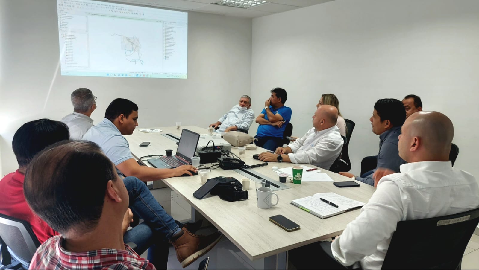 Autoridades estudian la propuesta