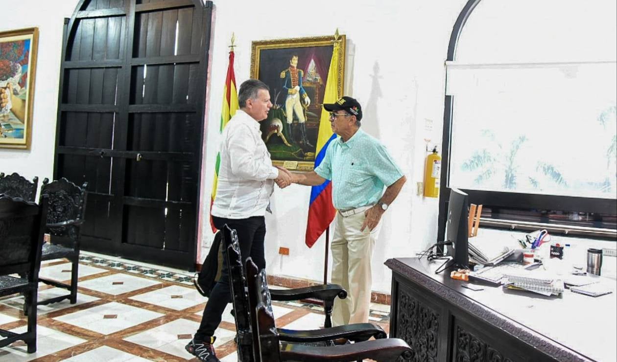 Embajador de Suiza presentó al alcalde William Dau Chamat los proyectos de inversión