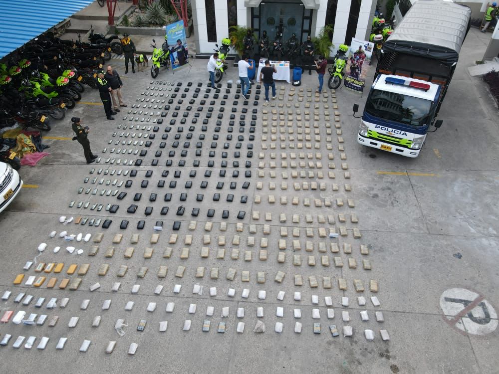 Policía descubre centro de acopio en Sucre