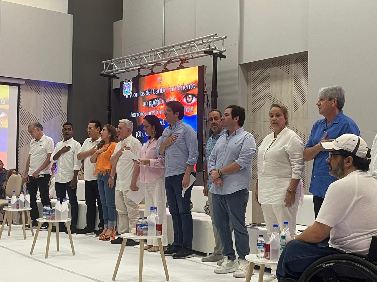 El expresidente estuvo en la convocatoria abierta para encontrar a candidatos en el Atlántico