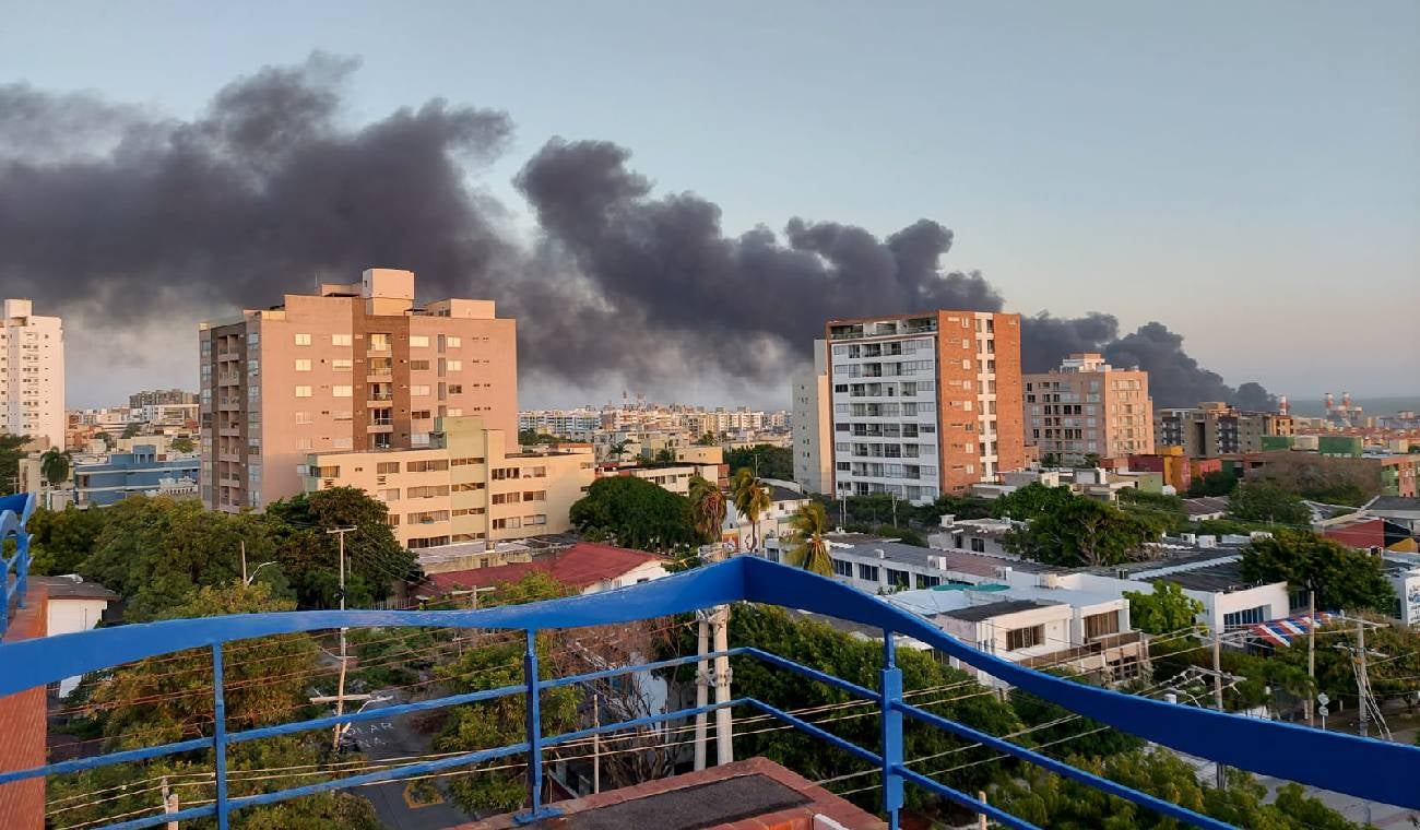 Fuerte incendio en Barranquilla deja una víctima letal