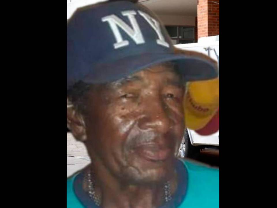 Néstor De Horta González, de 74 años