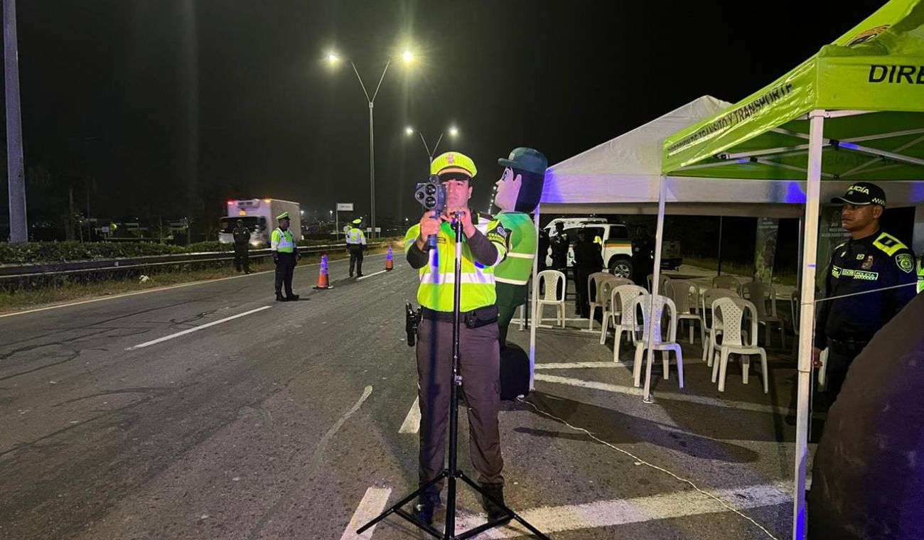 Operativos en carreteras de Cartagena por puente re reyes