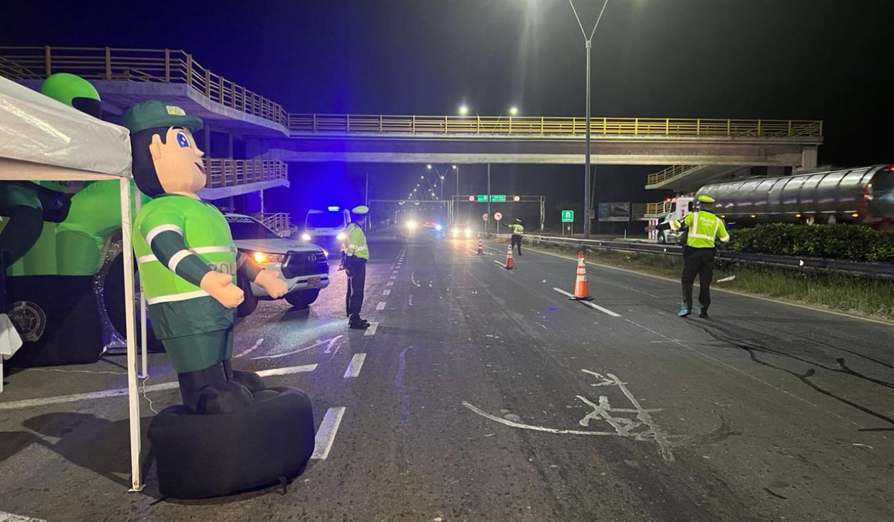Operativos en carreteras de Cartagena por puente re reyes