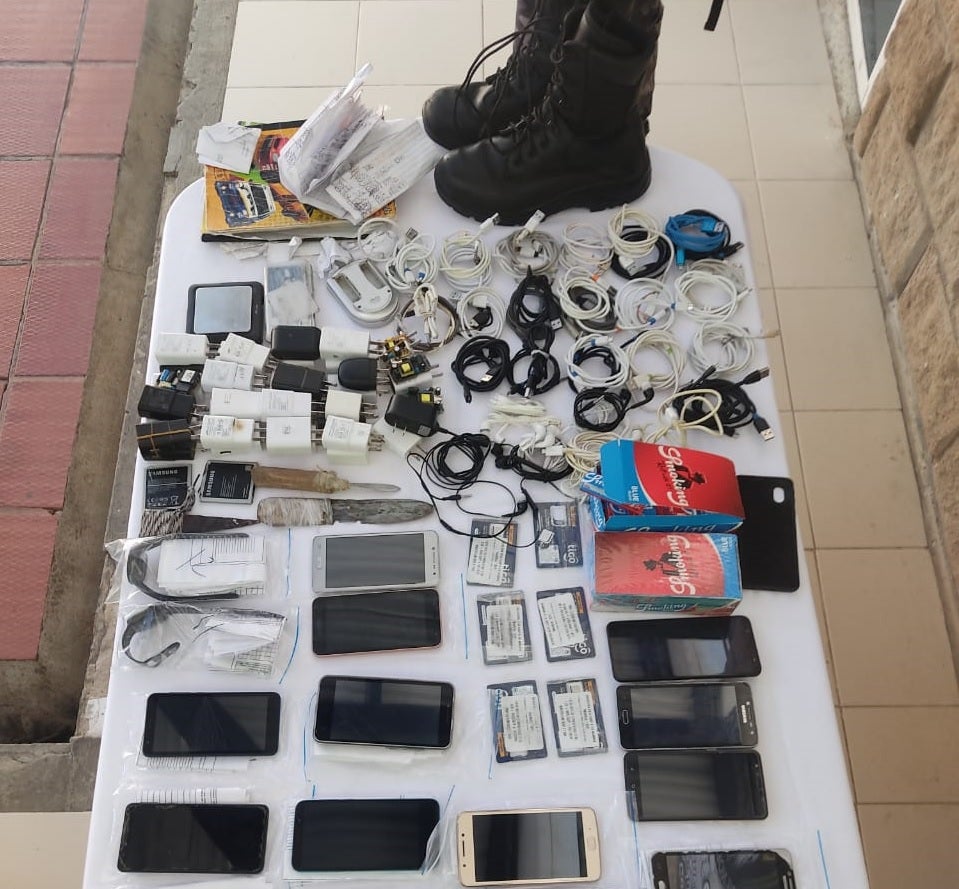 Elementos incautados en cárcel de Barranquilla.