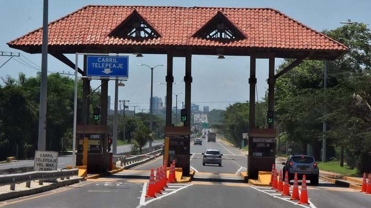 Rechazan aumento en peaje Los Papiros