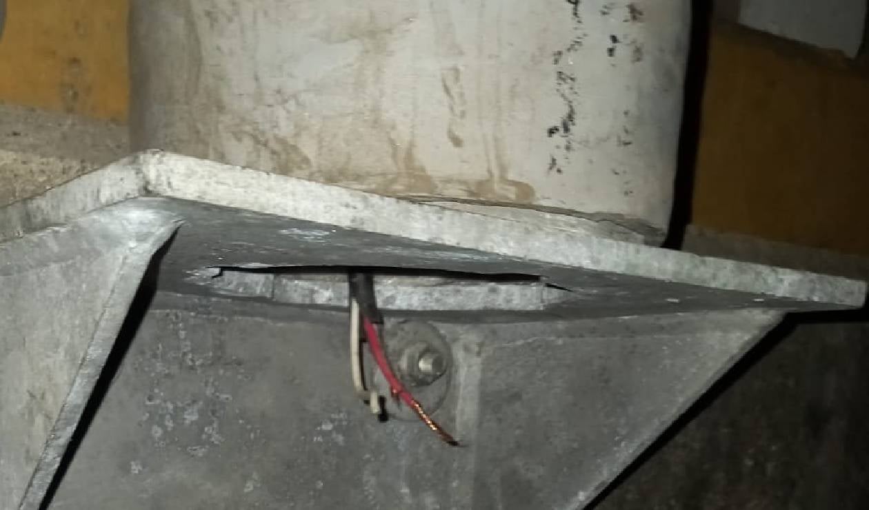 Grave hurto al alumbrado público por el Puente Román.