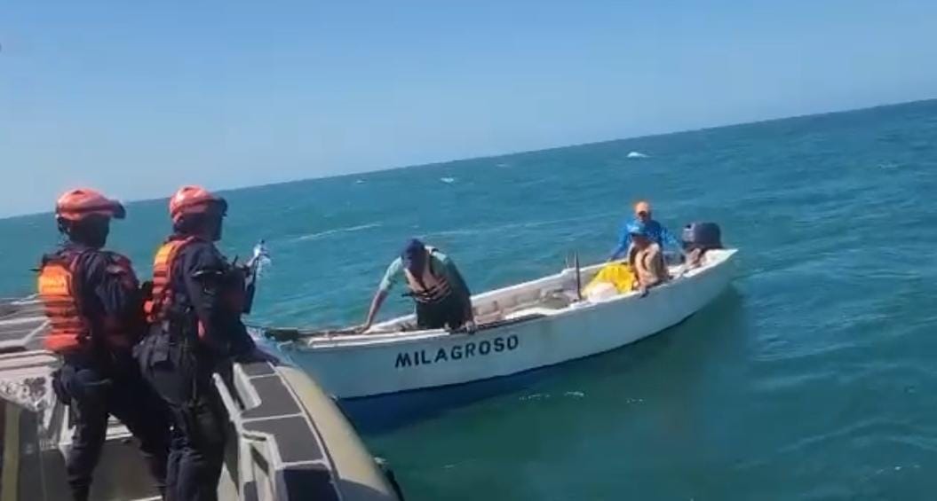 Al parecer los fuertes vientos arrastraron la lancha en que se movilizaban