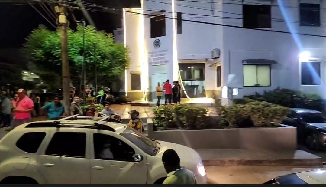 Estación de policía en Ciénaga de Oro Córdoba