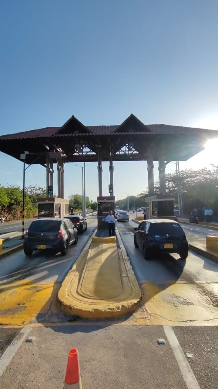 La comunidad pide que lo desmonten