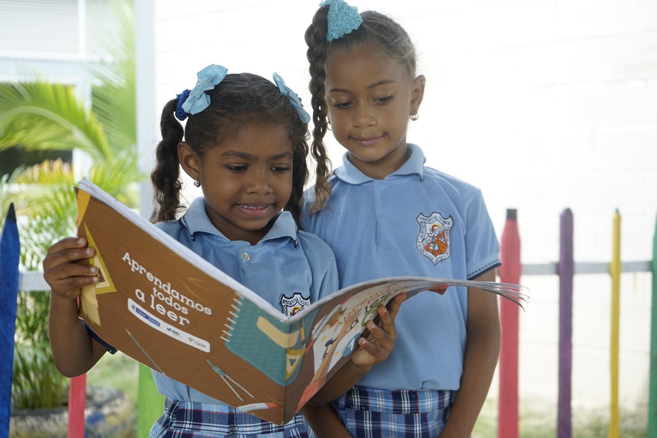 Noticias Atlántico: regresaron a clases 110 mil estudiantes de colegios
