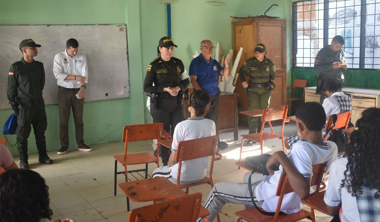 La campaña busca prevenir riesgos que se pueden presentar en los entornos escolares
