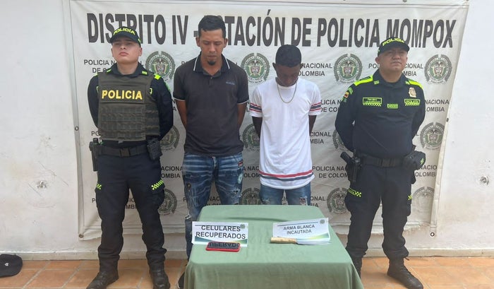 Lograron sus capturas porque minutos antes, habían despojado a un joven de su teléfono celular