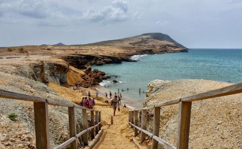 Uno de los sitios turísticos en La Guajira es el Cabo de La Vela.