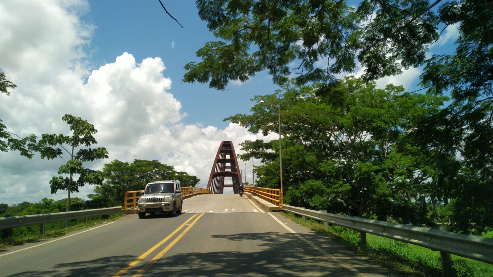 El puente presenta fallas desde hace dos años