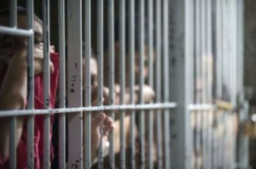 Alerta sobre sobrecupos en estaciones de Policía