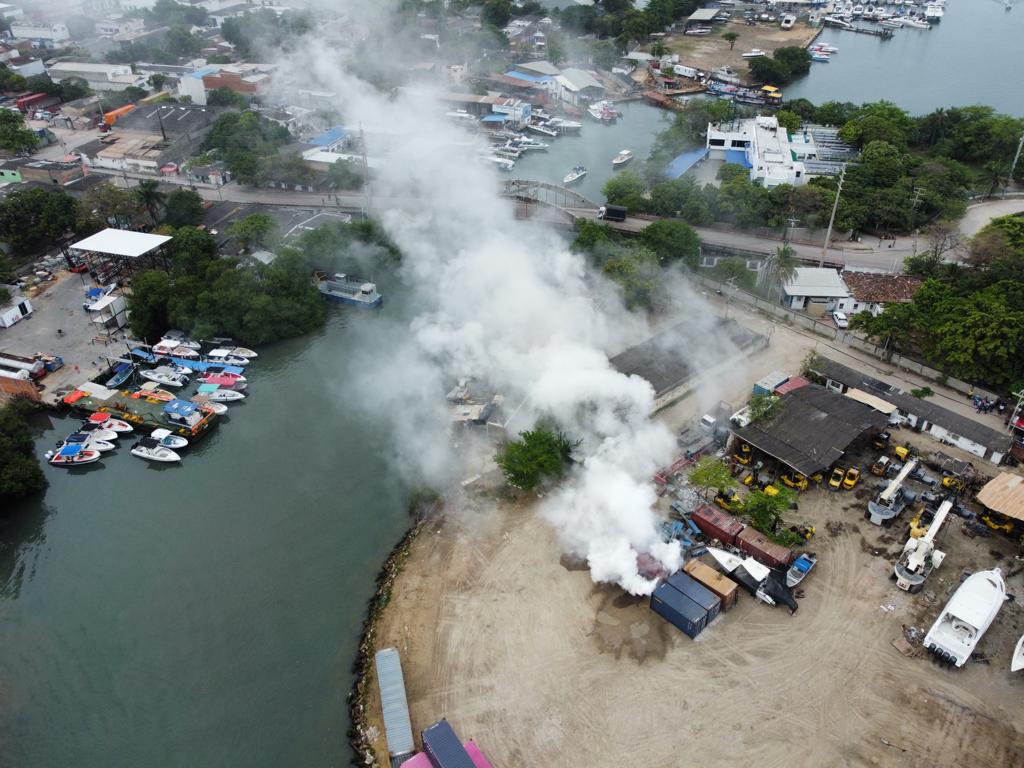 Fuerte emergencia por fuga de peligroso químico en Cartagena