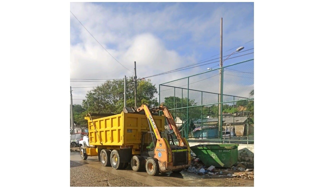 Carro recolector de Pacaribe