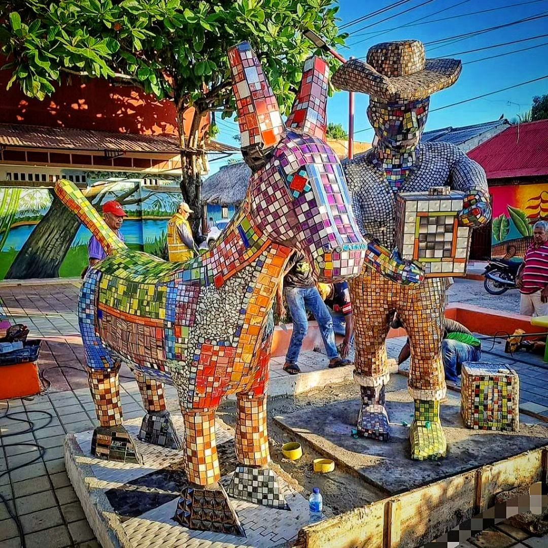 La burra ahora tiene un nuevo acompañante en Sincé