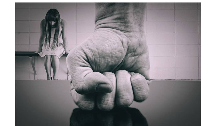 Sujeto dormía con cadáver de su expareja