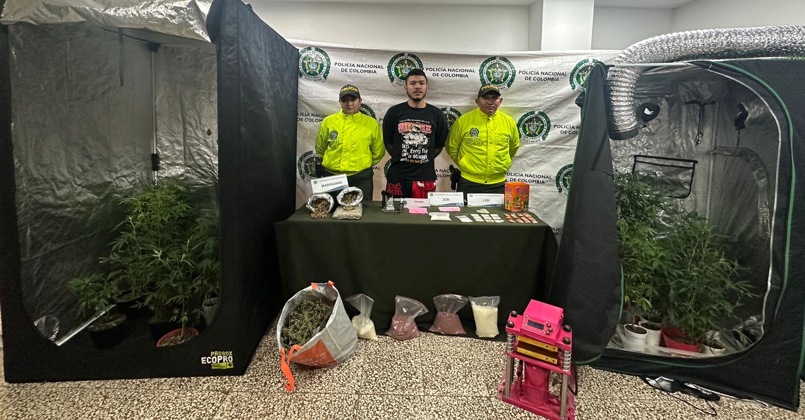 El capturado presuntamente se dedicaban a la distribución de sustancias a domicilio.