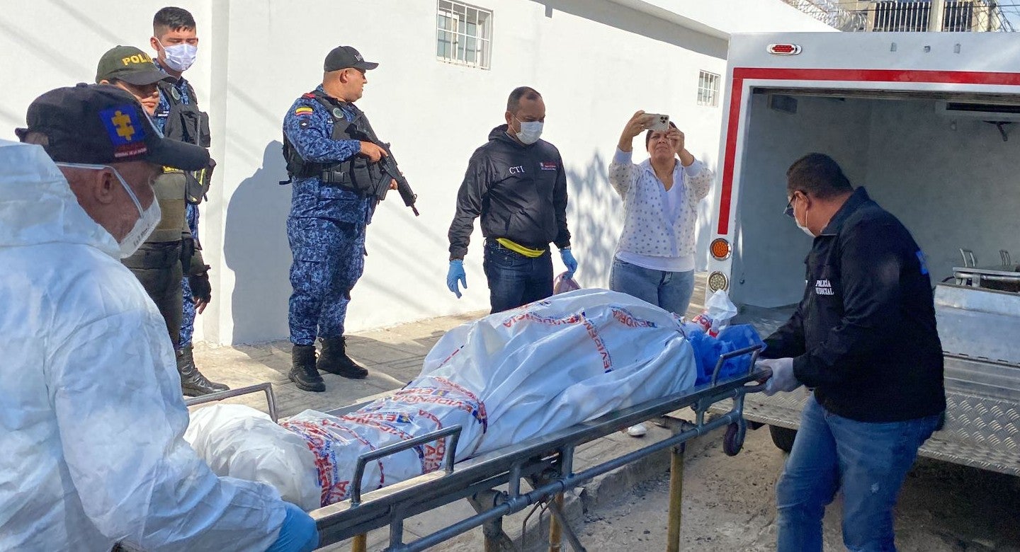 El cuerpo fue trasladado a la morgue del Instituto de Ciencias Forenses de Medicina Legal.