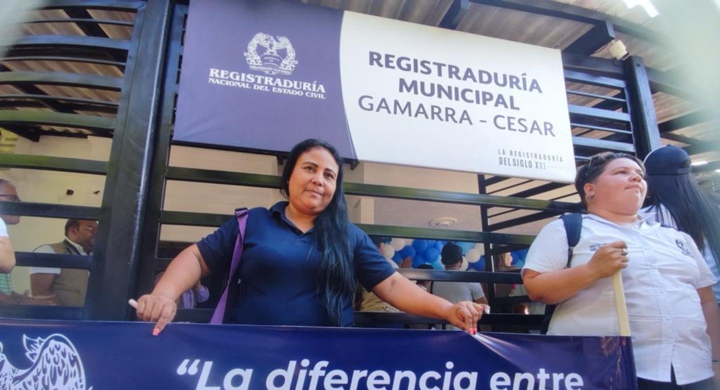 Entregan en Gamarra la sede de la Registraduría reconstruida y dotada.
