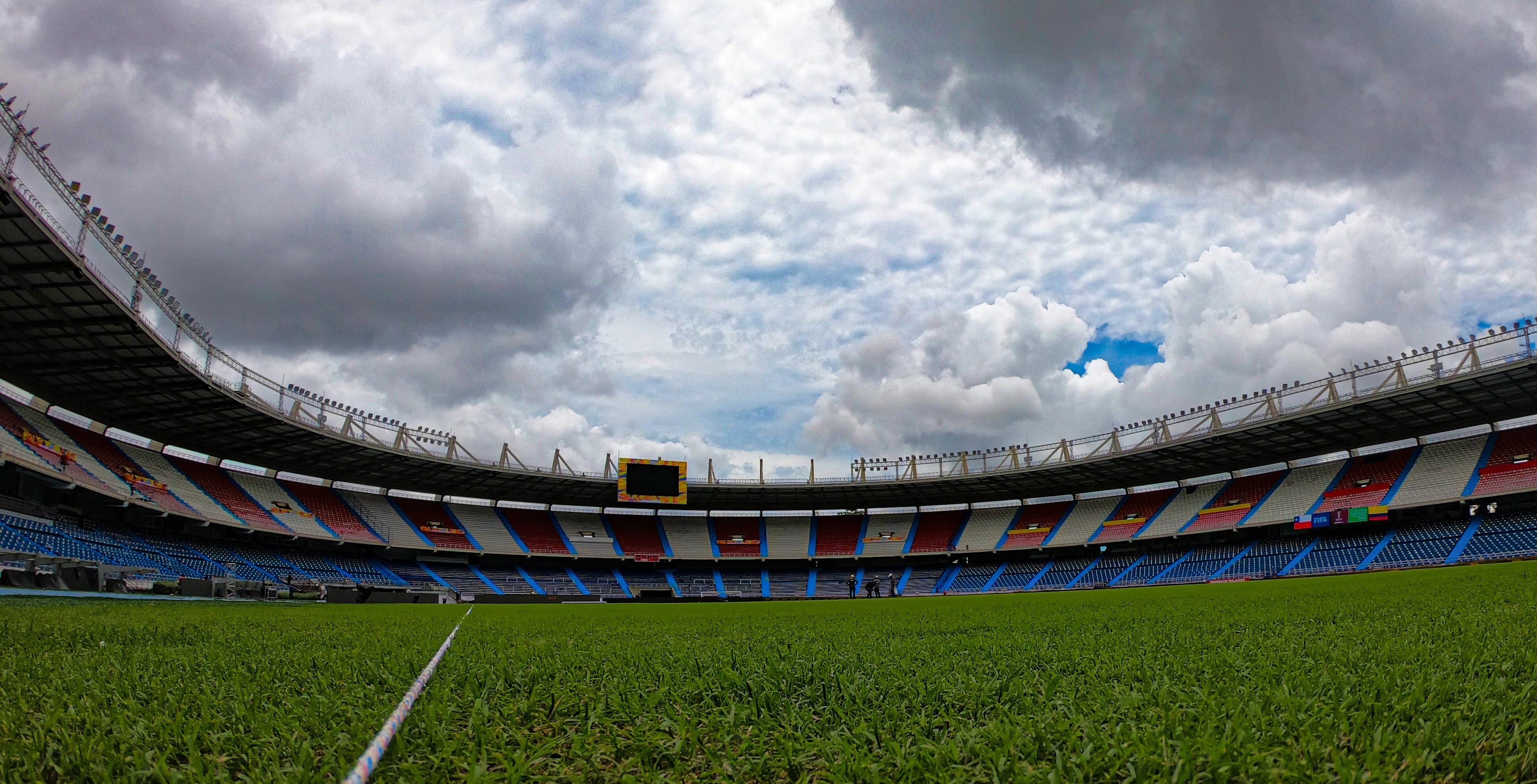Estadio Metropolitano Roberto Meléndez