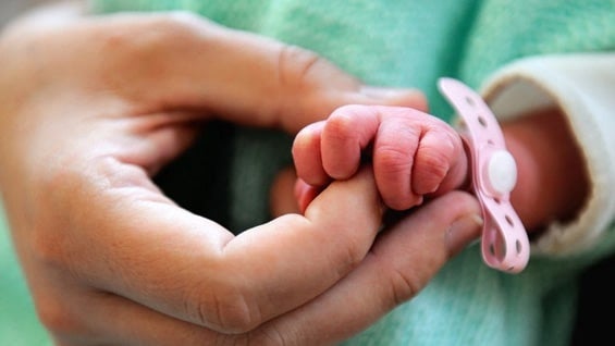 Bebé recién nacido