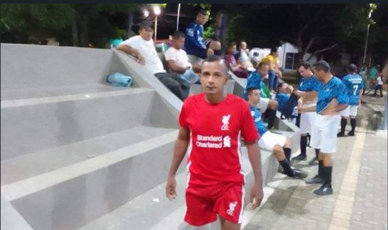 Hombre muere tras chocar con una tractomula