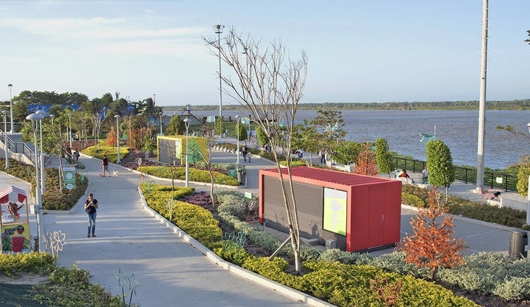 Se delimitarán las zonas donde está prohibido el cosumo de alcohol y drogas en el Gran Malecón del Río.