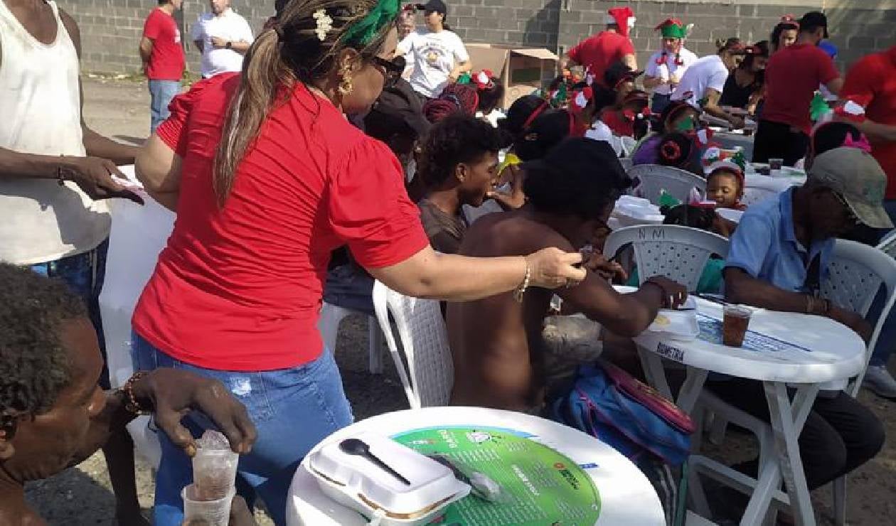 Entregando amor en Chambacú