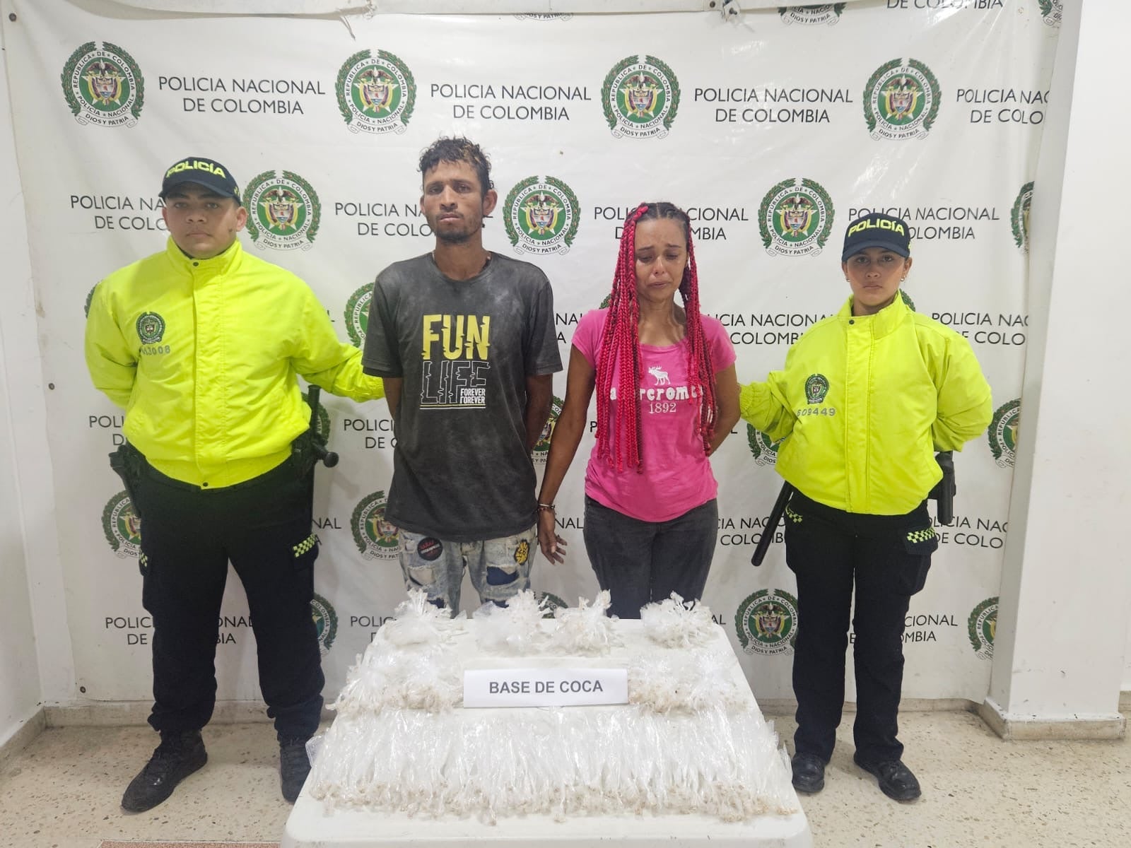 Detenidos en Mesolandia