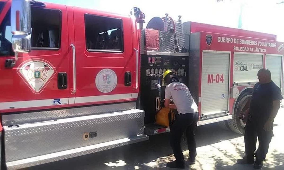 Bomberos en Soledad advierten que trabajarán hasta este domingo si no hay acuerdos.