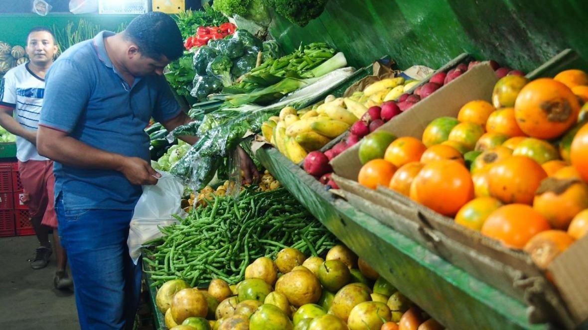 Frutas y verduras han subido sus precios en Barranquilla.