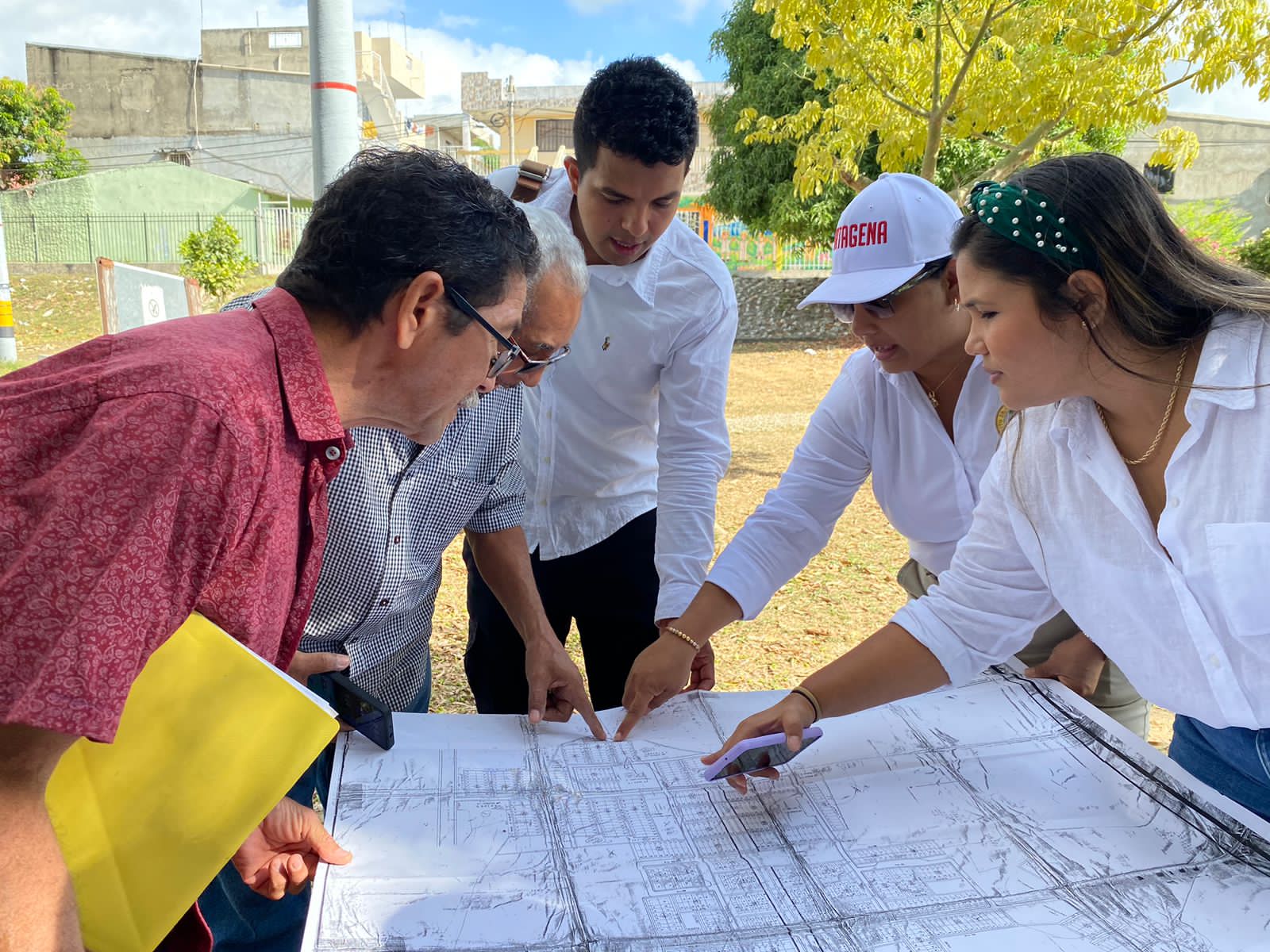 Inspeccionan parques y zonas verdes en Los calamares