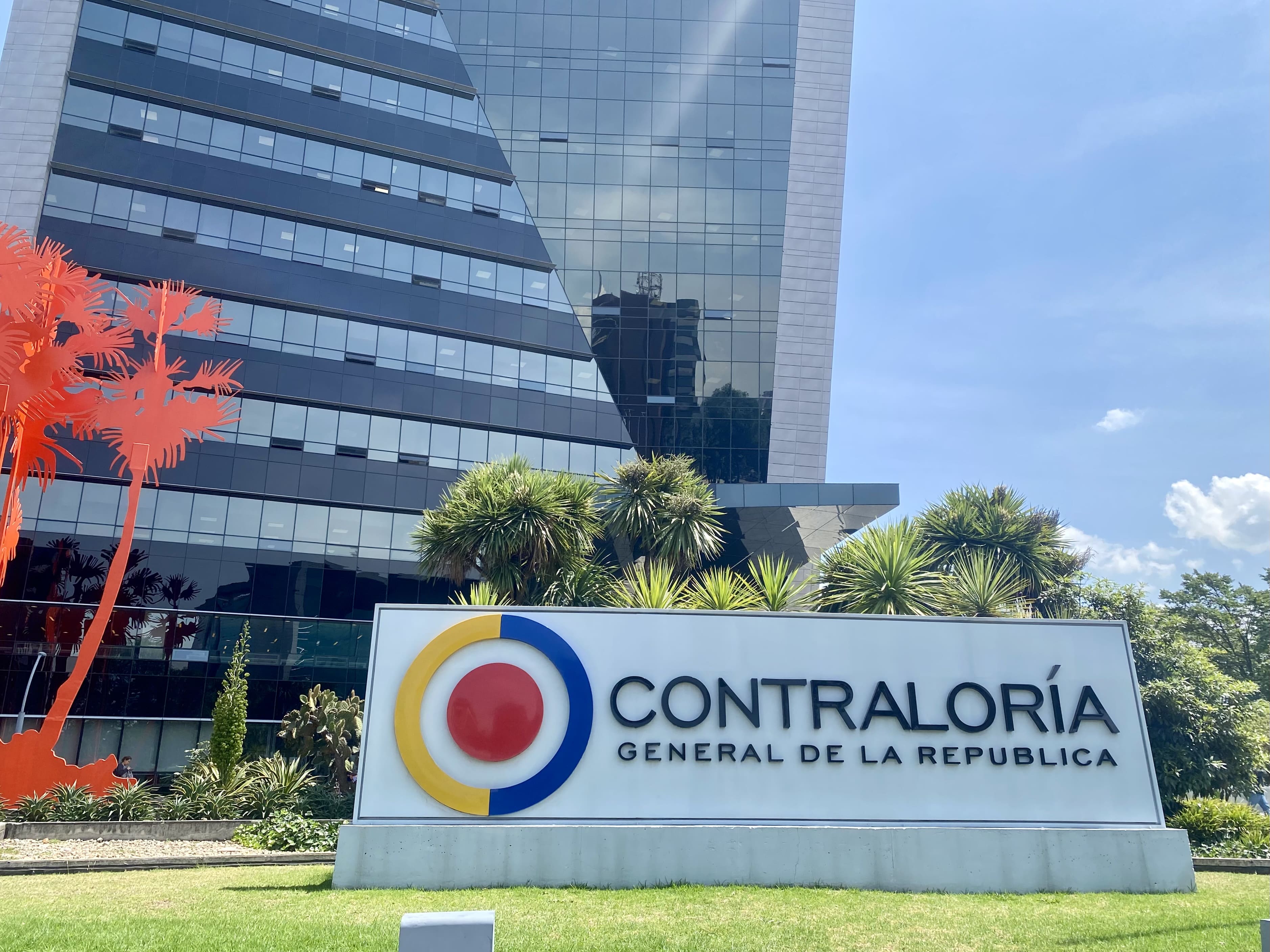Fachada Contraloría General de la República