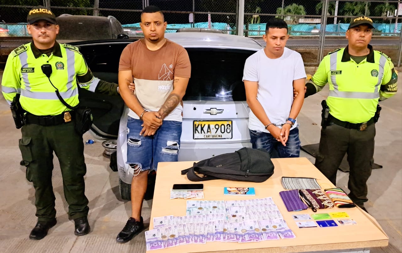 Los detenidos esperan que un juez de la República con funciones de garantías les defina la situación judicial.