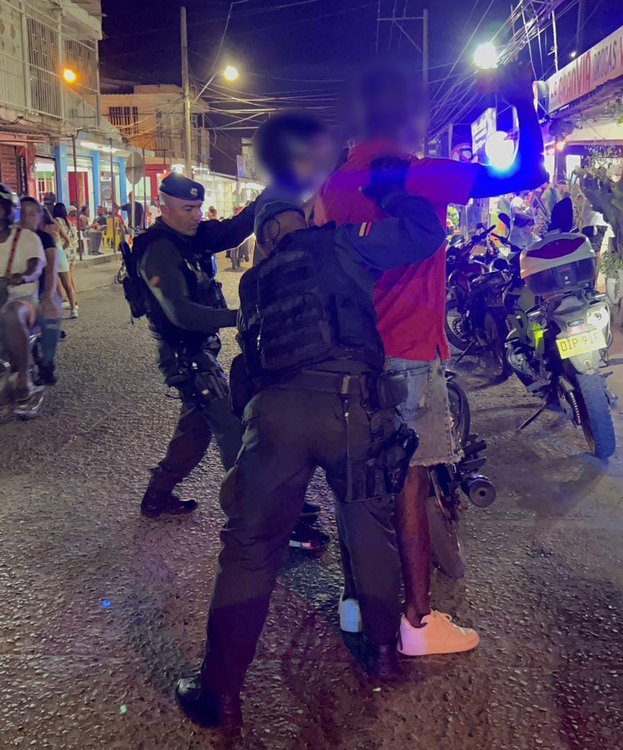 Capturan a presunto sicario de 16 años luego de asesinar a un hombre en Cartagena