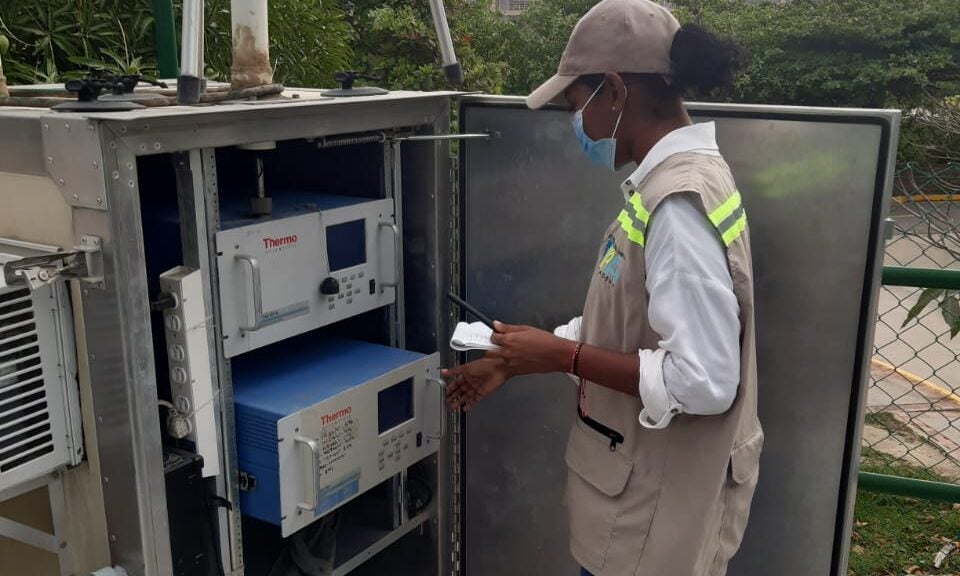 EPA Cartagena analizó calidad de aire de la ciudad luego del incendio