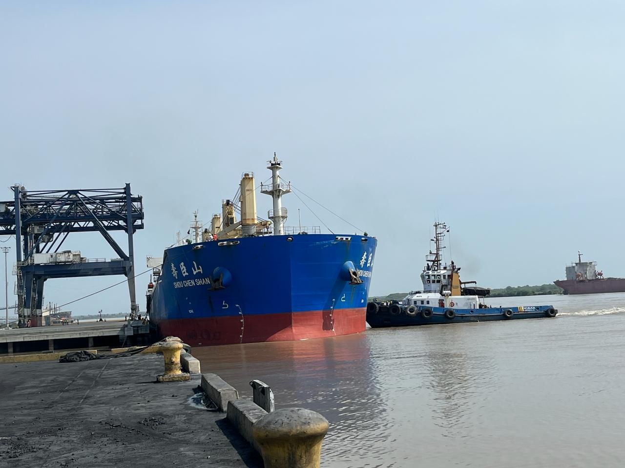 Emergencia en el Puerto de Barranquilla tras incidente con embarcación