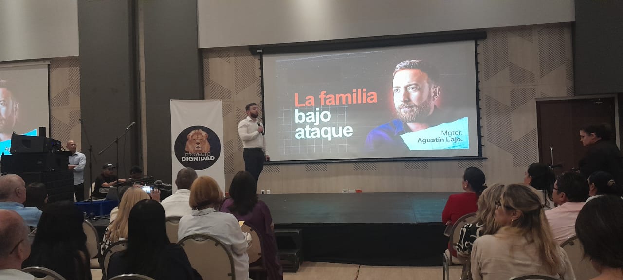 El asedio a la familia